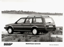 Rover Montego 2.0 DSL Turbo Estate 1989 Original UK Press Photograph Rear 3/4
