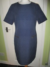 DICKINS & JONES SIZE 12 WOMENS