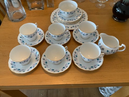 Royal vale bone china - vale,