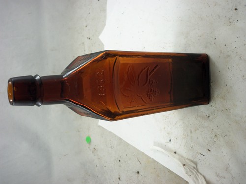 Amber doyles hop bitters - doyles,