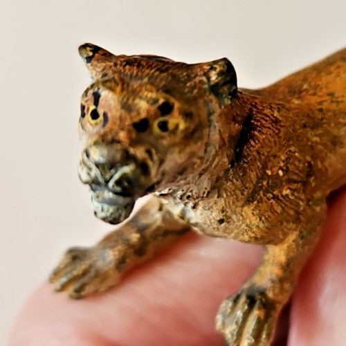 Bronze lioness tiger franz - bronze,