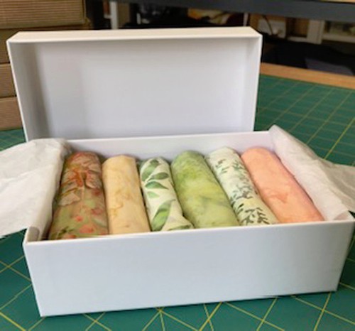 Gift box hoffman batiks - gift,