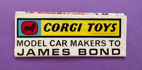Corgi toys model makers to - toys,