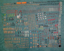 Genuine Lego*, MASSIVE Selection of Weapons and Minifigure Accessories