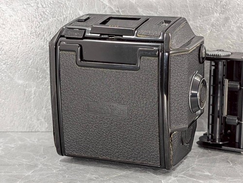Near mint zenza bronica - [near,