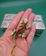 Vintage style Lizard Geko Iguana Brooch PIN Pearl beads Gold tone Red Blue White