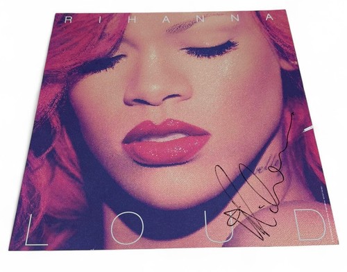 Rihanna signed autographed - rihanna,