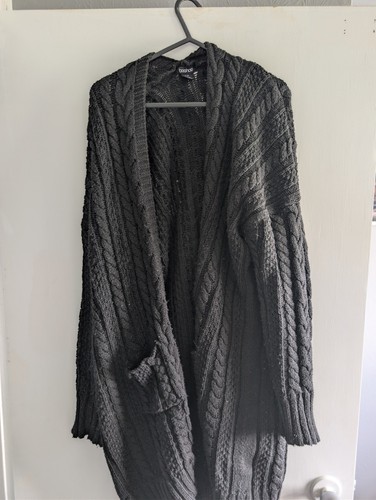Boohoo black cable knit neck - black, v-neck