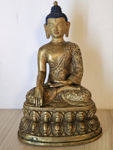 Ancient gilt bronze shakyamuni - ancient,