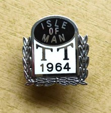 1964 ISLE OF MAN TT BADGE -