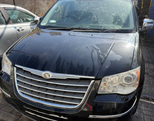 2011 chrysler grand - 2011,