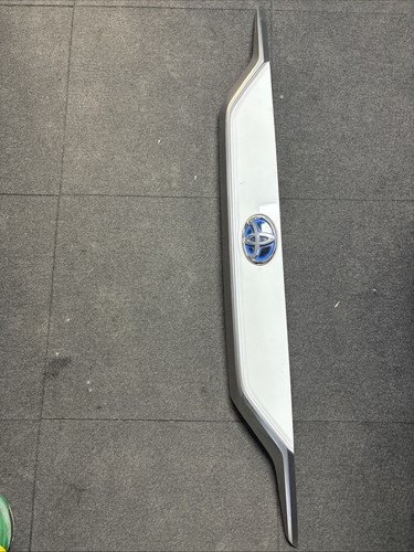 Toyota rav4 tailgate plinth - rav4,