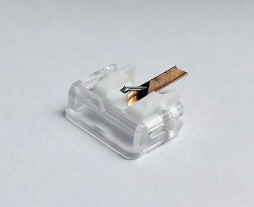 Replacement stylus for shure - stylus,