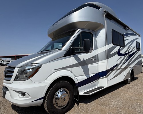 2018 tiffin wayfarer - tiffin, mercedes