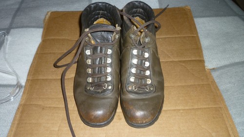 Vintage dark brown leather - dark,