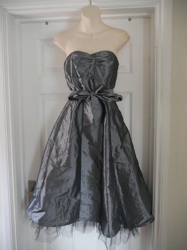New silver prom dress size - silver,