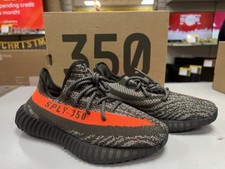 Adidas Yeezy Boost 350 V2 -