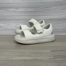 Nike Calm Sandals UK Size 7.5