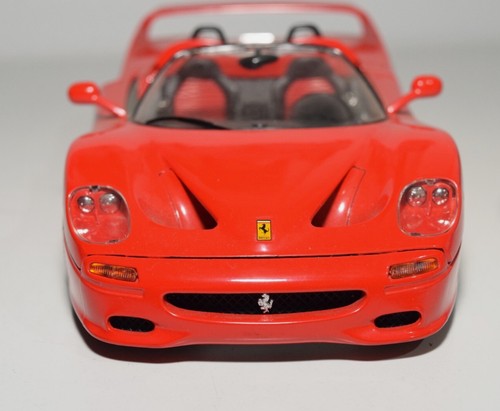 Bburago 1995 ferrari f50 - 1:18,