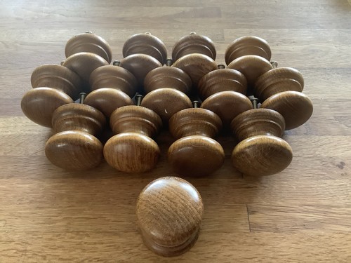 Turned oak door - 14,