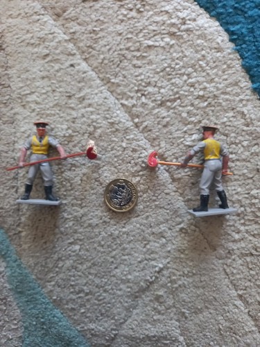 Britains farm scale zoo - farm, 1:32