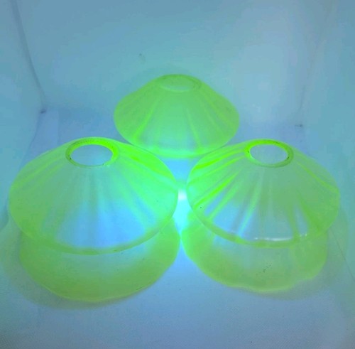 Antique uranium glass - 3x,