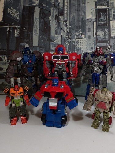 Hasbro transformers action - hasbro,