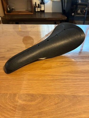 Kuwahara plastic saddle - kuwahara,