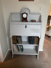 Grey shabby chic shelves