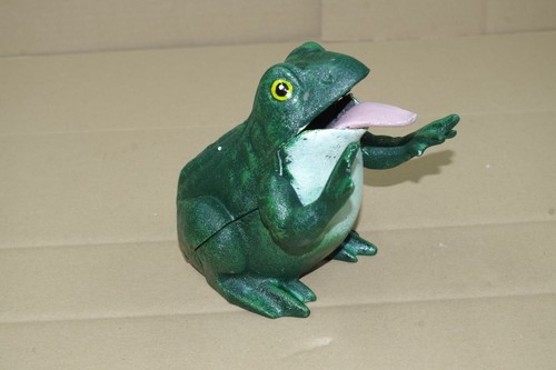 Cast iron piggy bank - bank, in