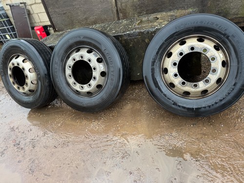 Alcoa alloy wheels and tyres - wheels,