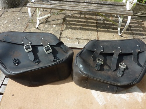 Pair triumph rocket - pair, iii