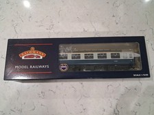 Bachmann OO Gauge BR MK2A FK Corridor First Blue  & Grey Passenger Coach E 13472