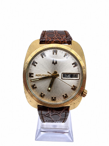 Vintage bulova accutron day - accutron,