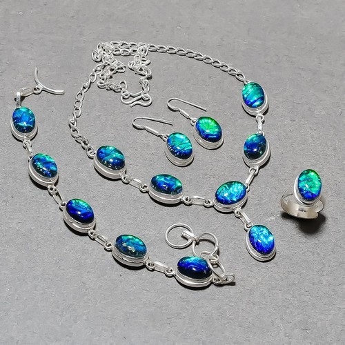 Green ammolite oval shape - oval,