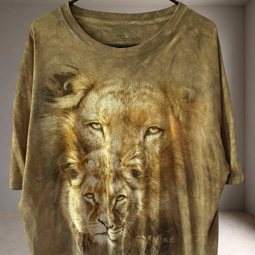 The mountain lion lioness - mountain, tie