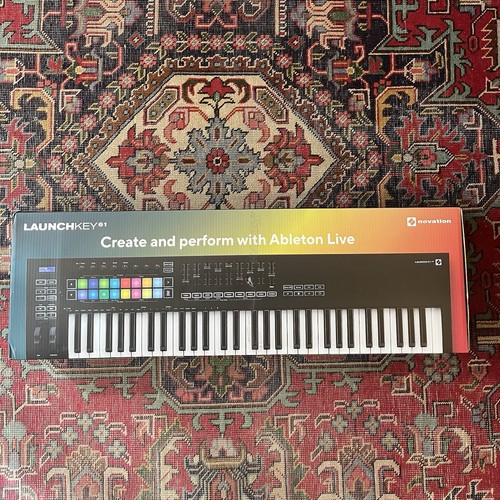 Novation launchkey midi - novation,