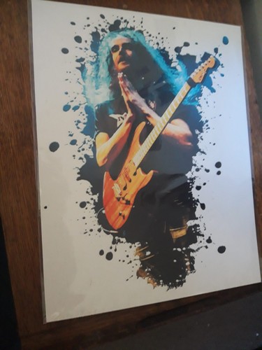 Guthrie govan wall - govan, art