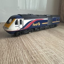 Hornby Class 43 43029 in First