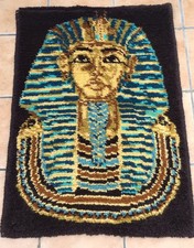 VINTAGE EGYPTIAN TUTANKHAMEN RUG / WALL HANGING, LATCH HOOK 100% WOOL 