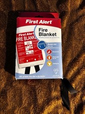 First Alert Fire Blanket 1m x 1m – Emergency Fire Safety Kitchen Use