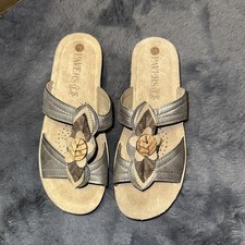 Pavers flower Leather Sandals