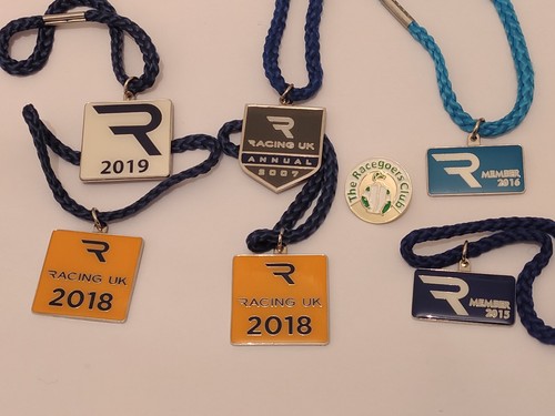Horse racing badges - horse,