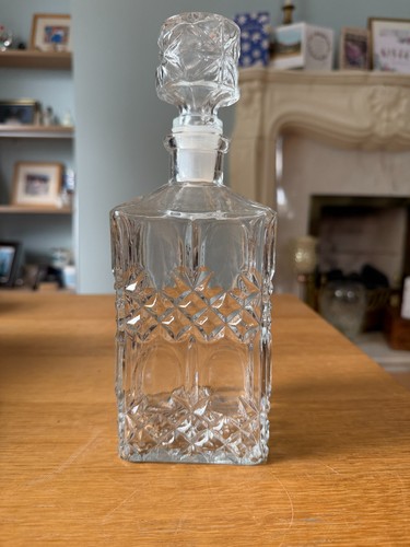 Vintage cut glass crystal - cut,