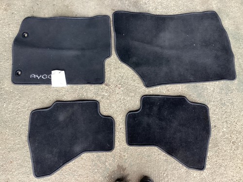 Toyota aygo genuine carpet - toyota,