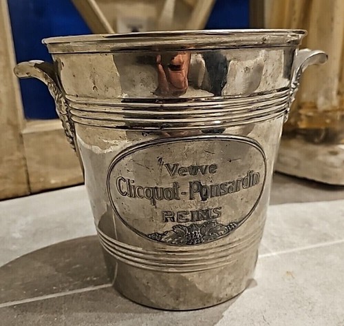 Veuve clicquot metal - ,