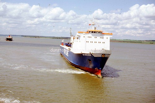 35mm ship slide - slide:, tor