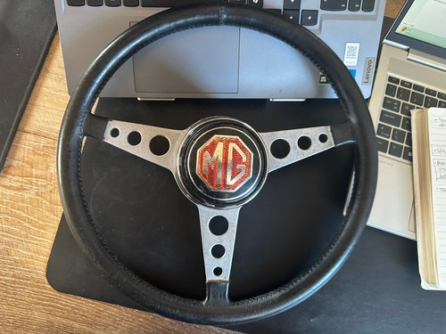 Les leston leather steering - les,
