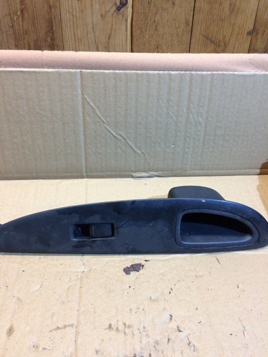 Nissan primera passenger front - nissan,