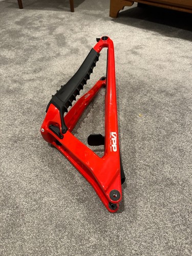 Santa cruz v10 rear - cruz, cc